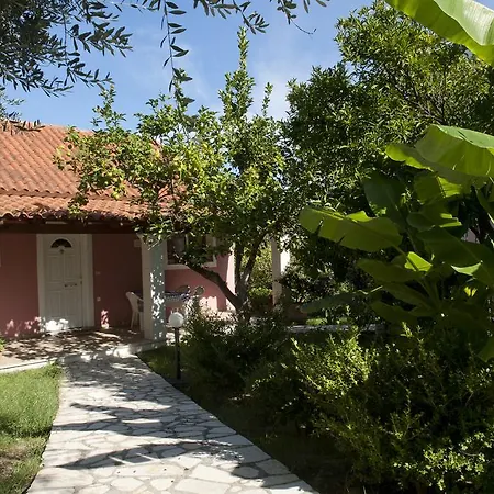 Maria's Paradise Astrakeri