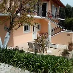 Maria's Paradise