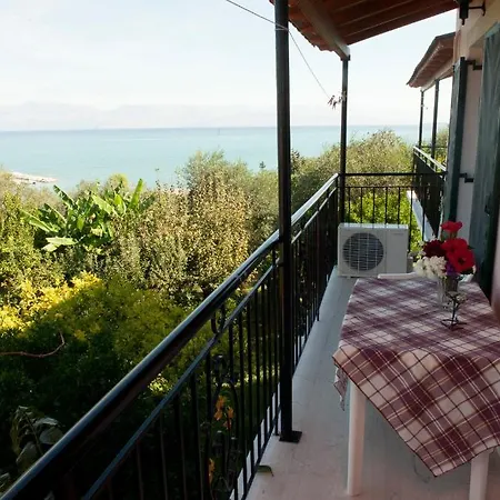 Maria's Paradise Astrakeri