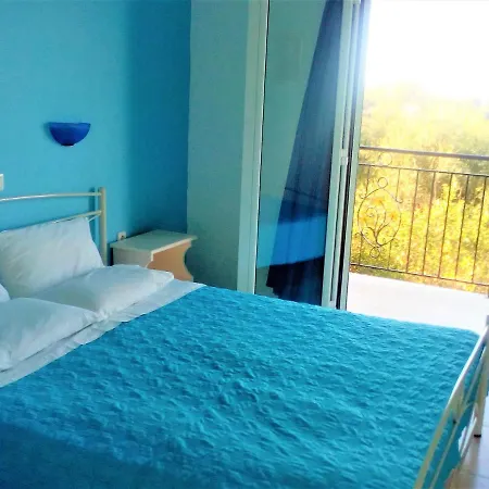 Apartament Maria's Paradise Astrakeri